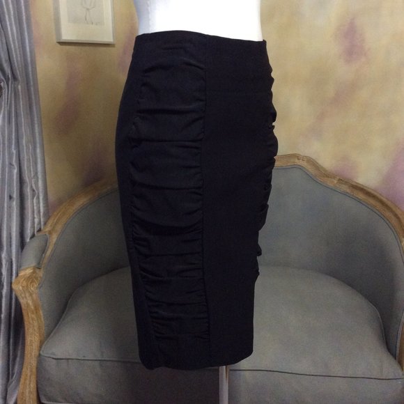 Ruched stretch pencil skirt, size 7 - Picture 1 of 7
